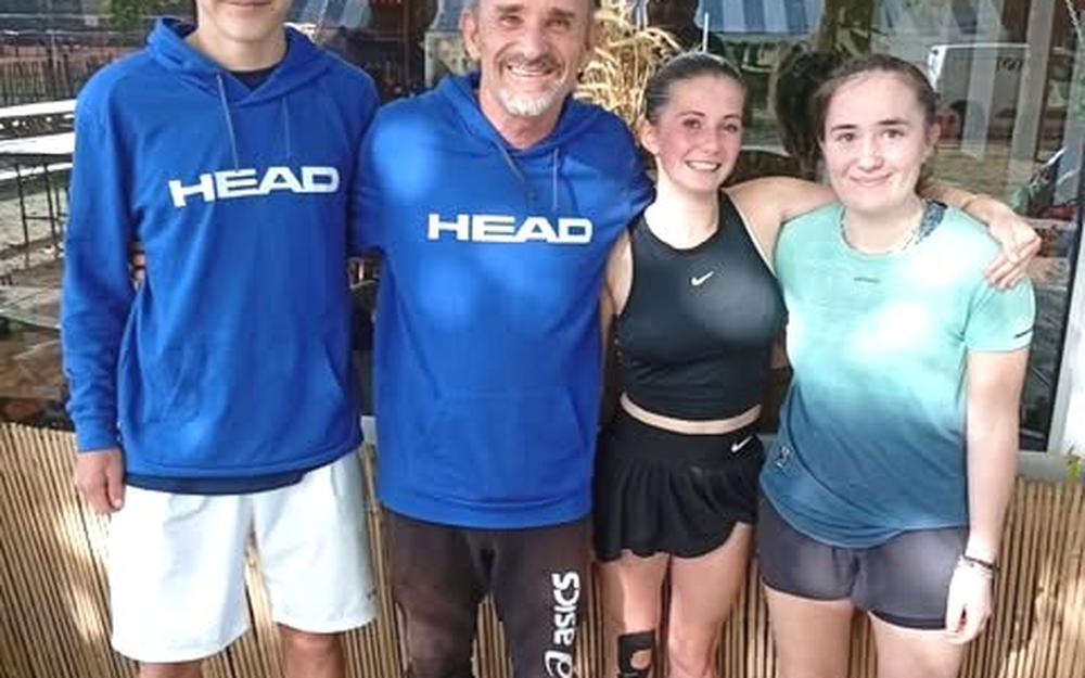 timéa gallien schittert op de tennisbaan met indrukwekkende prestaties en passie voor de sport.