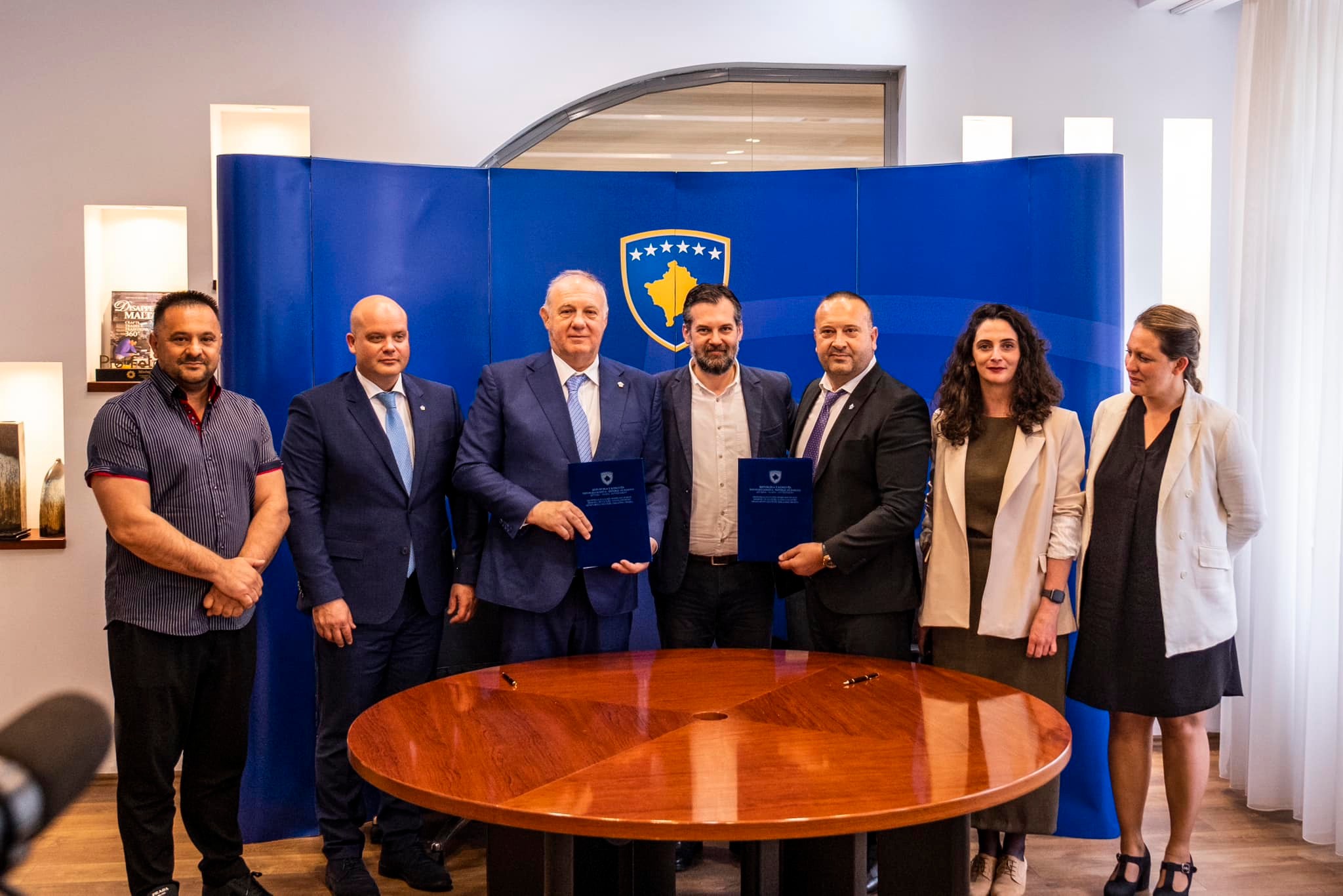 veelbelovende judo start in kosovo: ontdek hoe jonge judoka's zich ontwikkelen en succes boeken in deze snelgroeiende sport.